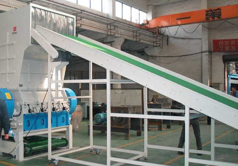 輕型帶式輸送機(jī).jpg 輕型帶式輸送機(jī).jpg